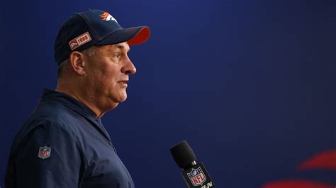 Broncos' Vic Fangio 'sorry' for saying he doesn't see racism in NFL