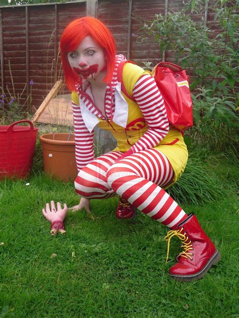 Handmade Ronald McDonald cosplay | Ronald mcdonald costume, Creepy ...