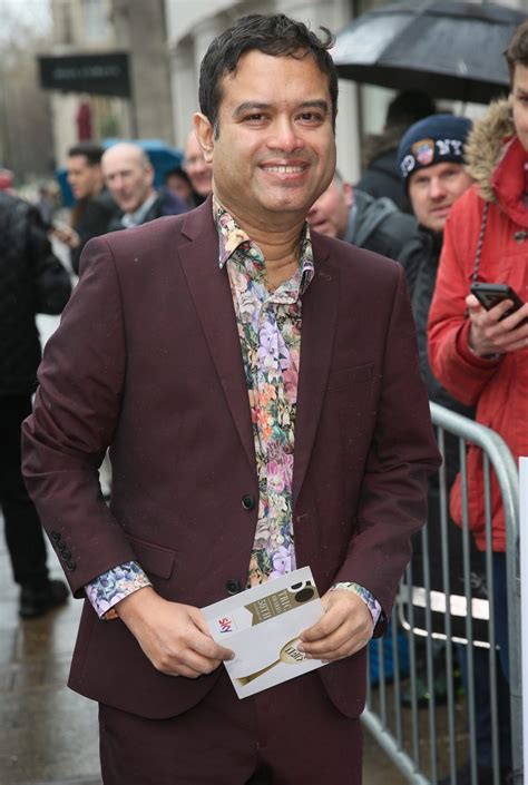 Paul Sinha 'proud' as husband proves quizzing skills - Entertainment Daily