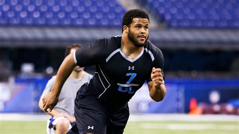 Combine Highlights: Rams defensive lineman Aaron Donald's impressive 40 ...