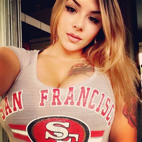 Pin on San Francisco 49er babes