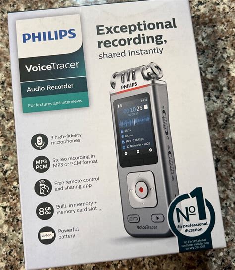 Philips VoiceTracer Audio Recorder - Lectures and Interviews DVT4110 ...