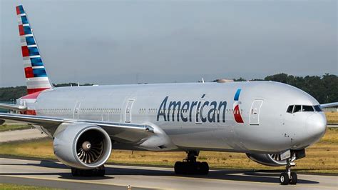 American Airlines Fleet Boeing 777-300ER Details and Pictures