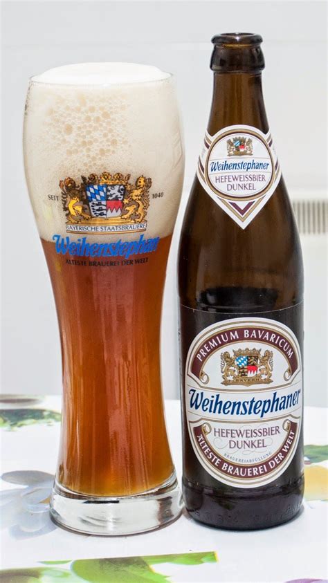 Weihenstephaner Hefeweissbier Dunkel. Dunkelweizen. 5.3º | German beer, Wheat beer, Beer brands