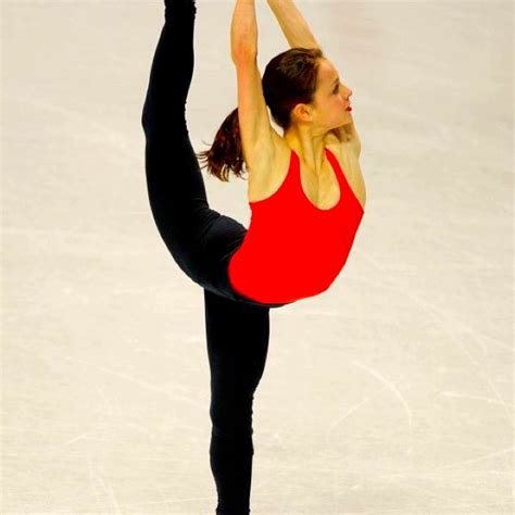 Sasha Cohen spiral | Figure skating, Ball exercises, Ice skating