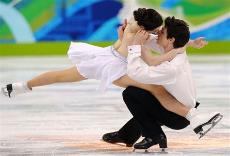 2018 Winter Olympics: Tessa Virtue and Scott Moir Romantic Photos ...