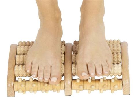 Wooden Foot Massage Roller | Foot Massager - CoolGift