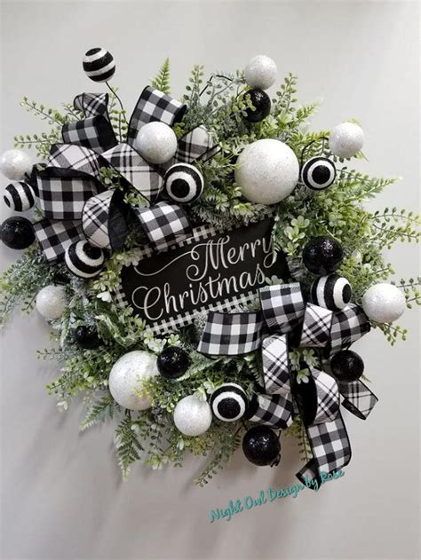 Black and White Christmas Wreath, Christmas Decor, Merry Christmas Wreath for Front Door, Wreath ...