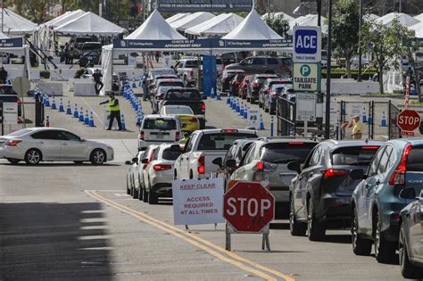 Winter storms freeze San Diego region's vaccine supply - Los Angeles Times