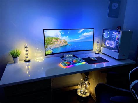 40 Gaming Setups That We Really Like