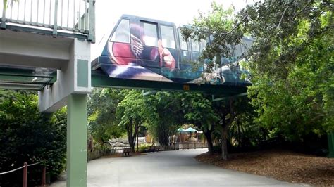 Стоит ли покупать билет на монорельс в Зоопарке Майами? Monorail in ...