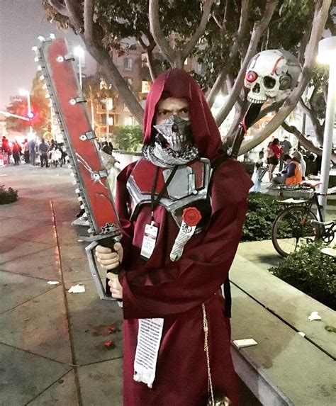 My AdMech Acolyte cosplay for LA Comic Con. Just two weeks to build and prep. How'd I do? : r ...