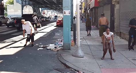 VIDEO ESCALOFRIANTE: Parece película de zombies, pero así viven en calle de Philadelphia - El ...