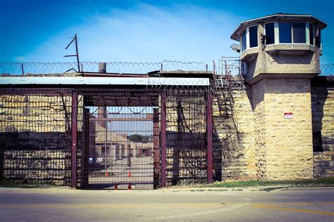 Inside the Big House: The Old Joliet Prison (1858-2002)