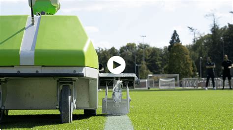 Line marking on artificial turf - Turf Tank