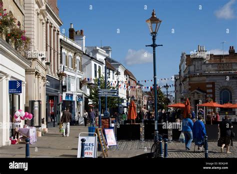 hitchin town centre hertfordshire england uk gb Stock Photo - Alamy