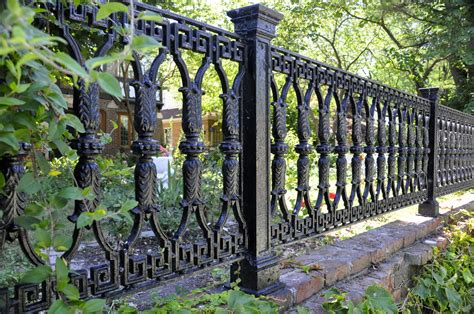Beautiful wrought iron fence | 1000 in 2020 | Wrought iron fences, Fence design, Iron garden gates