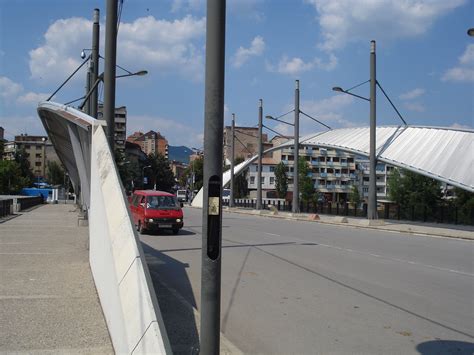 Mitrovica bridge | This bridge separates the Kosovo-Serb and… | Flickr