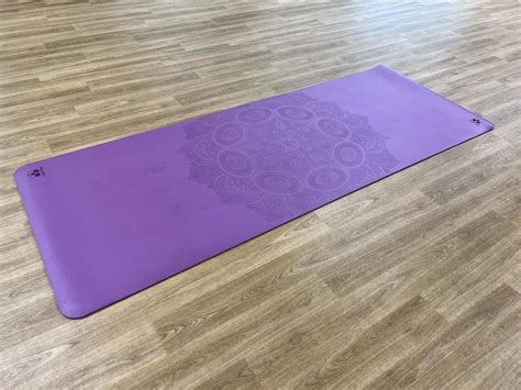 Clever Yoga Liquid Balance Mat Review - EMPOWER YOURWELLNESS