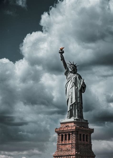 Statue of Liberty Night Wallpapers - Top Free Statue of Liberty Night Backgrounds - WallpaperAccess