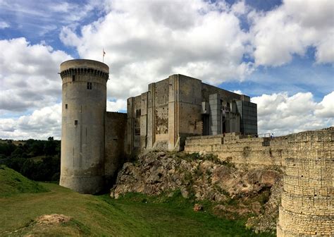 Falaise Castle and Caen Tour - Spearhead Tours | World War 2 Tours