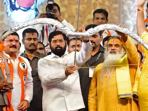 Shiv Sena Bow And Arrow : 'शिवसेना' अन् 'धनुष्यबाणा'ची लढाई जिंकल्यावर एकनाथ शिंदेंची पहिली ...