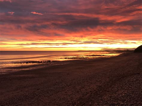 Crimdon Dene Beach Sunrise winter 2017 #iloveskies #seashore #sunrise | Beach view, Sunrise ...