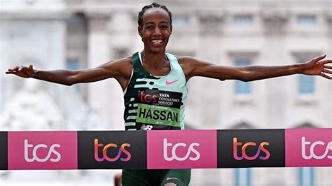 Olympic track champion Sifan Hassan uses stunning comeback to win debut ...