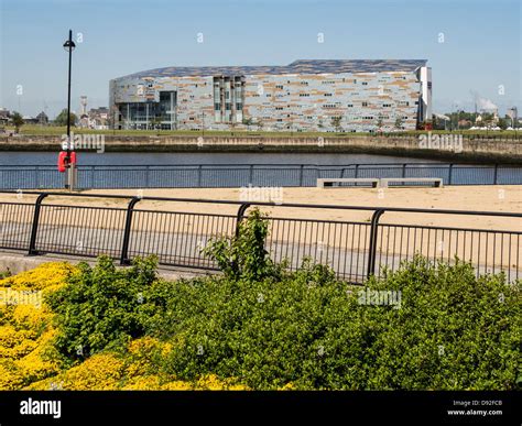 From middlesbrough college hi-res stock photography and images - Alamy