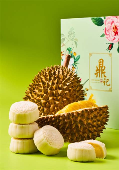 8 Best Durian Mooncakes To Order For Mid-Autumn Festival | Eatbook.sg