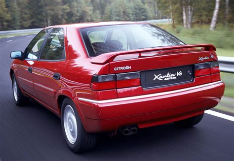 El Citroën Xantia Activa de 1994 sigue siendo el rey de la estabilidad en ruta (+Video)