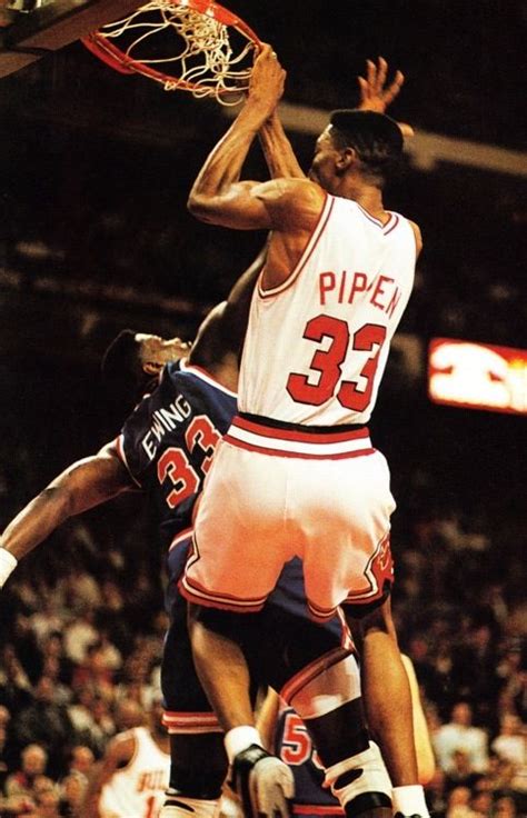 Scottie Pippen dunk on Ewing Chicago Bulls, Chicago Sports, Basketball ...