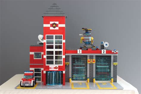 Lego moc fire station 2016 | Lego city fire truck, Lego city fire station, Lego fire