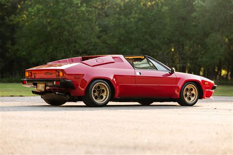 13k-Kilometer 1988 Lamborghini Jalpa | Lamborghini jalpa, Lamborghini, Classic cars