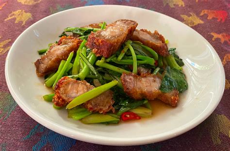 Crispy Pork Belly With Chinese Kale - My Thai Cooking