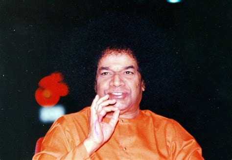 Sathya Sai with Students: Sri Sathya Sai on Yoga and Meditation – Part 2