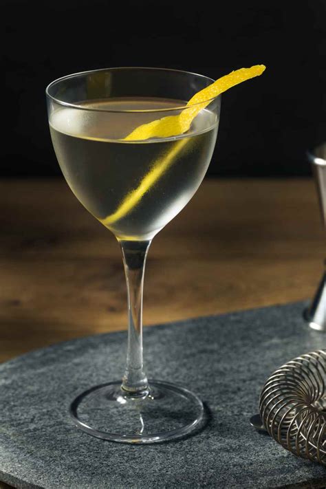 Vesper Martini 2 | A Lush Life Manual