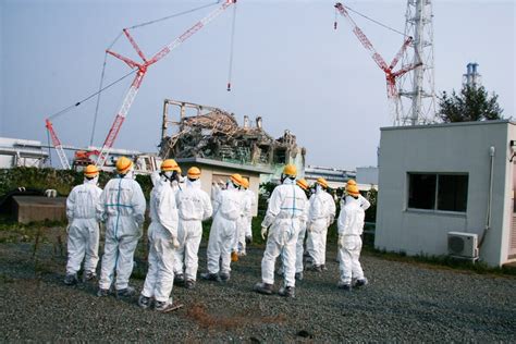 Pictures: The Nuclear Cleanup Struggle at Fukushima