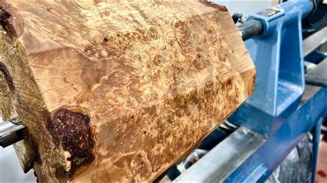 Woodturning - A Huge Burl ! - YouTube