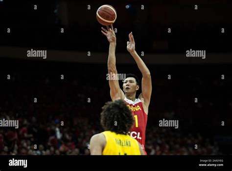 Yi Jianlian, Chinese professional basketball player for the Guangdong ...