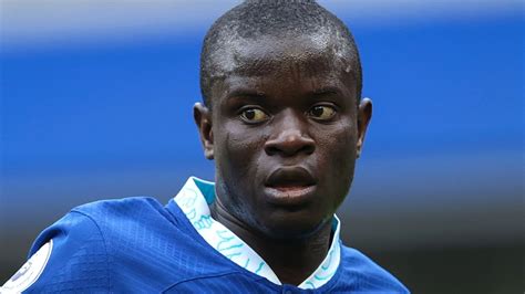 Chelsea 'breakthrough in N'Golo Kante contract talks with midfield star ...