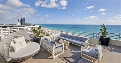 Beachfront Hotel with Balcony | Loews Miami Beach Hotel