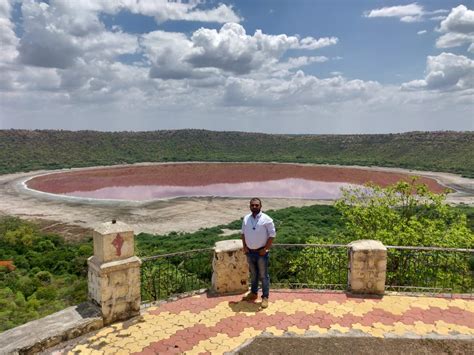 The world famous Lonar Lake has changed colours - The Samikhsya