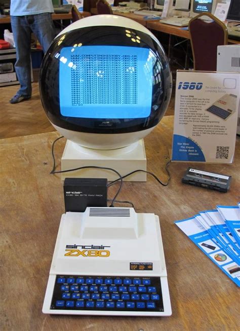 Sinclair ZX80 : retrobattlestations