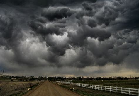 Nubes oscuras - Mi Devocional