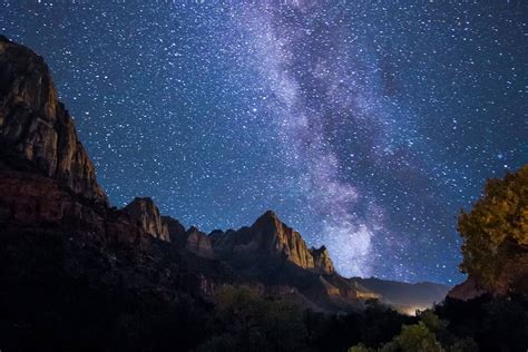 How to Plan a Zion National Park Stargazing Trip ⋆ Space Tourism Guide