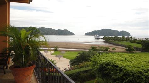 Jaco Beach Front Condo Rental With 3 Bedrooms And Air Conditioning