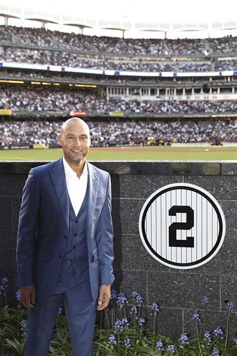 Derek Jeter’s Jersey Retirement Ceremony At Yankees Stadium — Pics – Hollywood Life