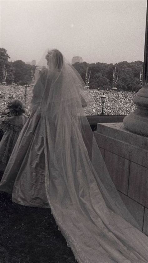 Amazing behind the scenes pictures of the 1981 royal wedding – Artofit