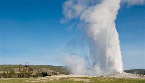 About Old Faithful, Yellowstone's Famous Geyser